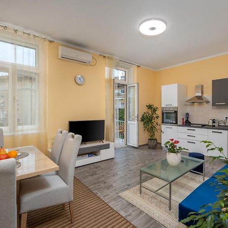 Riviere Luxury Apartment Rijeka Exterior photo